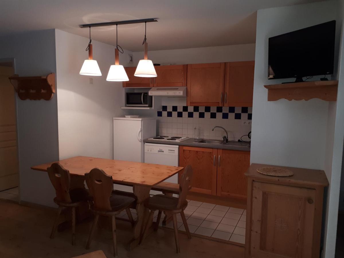 Appartement T3 - 5 Pers - Les Pics D Aran 3* Bagnères-de-Luchon エクステリア 写真